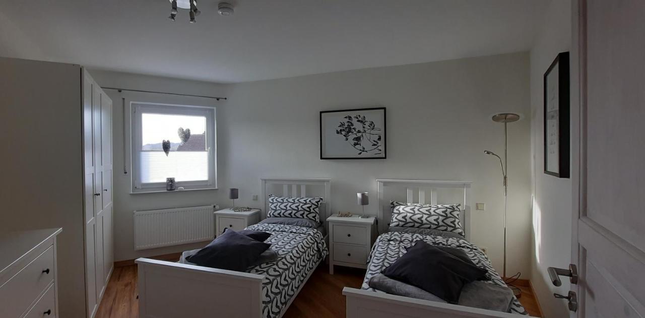 Ferienwohnung Windhagen Ngoại thất bức ảnh